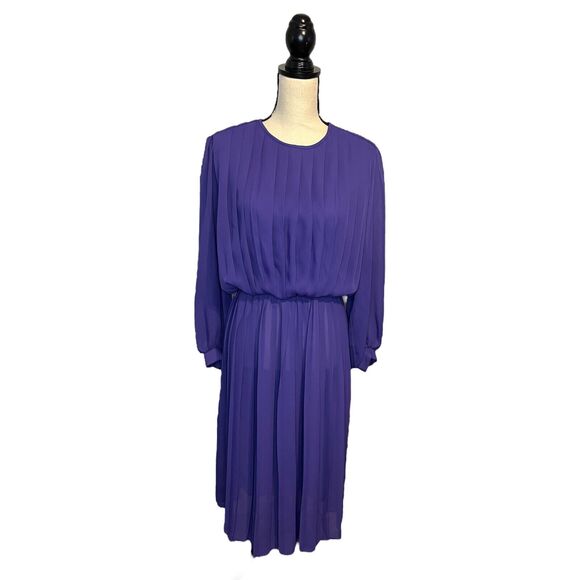 The 1 East Custom Collection Women's Vintage Pleated Midi Dress Made in U.S.A. - Picture 2 of 6